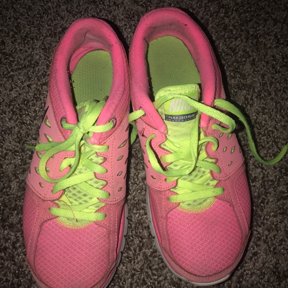 Neon Nike flex 2013 run